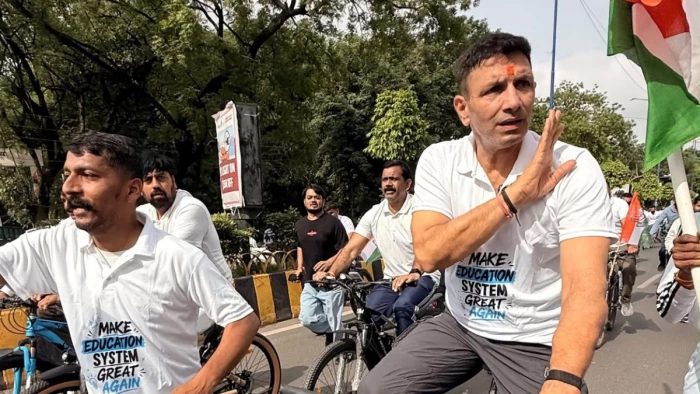 जीतू पटवारी का आरोप- 'हर पेपर लीक के पीछे BJP-RSS का हाथ', कांग्रेस की साइकिल यात्रा पर लगा ₹2000 का फाइन