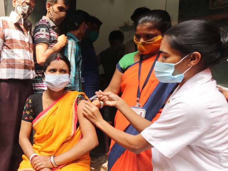 Covid Vaccination in Indore 100 percent people got first dose of Covid  Vaccine in Indore city