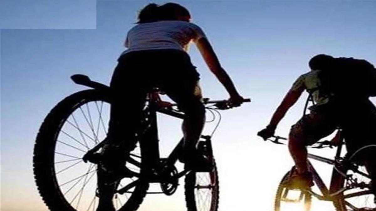 देश में सबसे कम उम्र की फीमेल आयरनमैन बनी भोपाल की पावनी, तैराकी के साथ 90 KM साइकलिंग और 21 किमी दौड़ीं