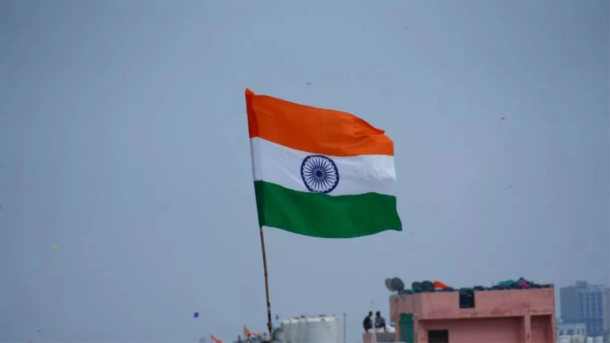 AI से बनाएं यूनिक Independence Day Wishes, WhatsApp पर भेजें सेकंडों में