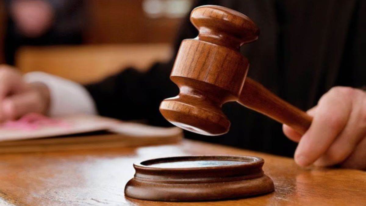 तबादला आदेश के बाद उसी पद पर दूसरे अधिकारी की पोस्टिंग… दो CEO की पोस्टिंग पर छत्तीसगढ़ हाईकोर्ट का बड़ा फैसला
