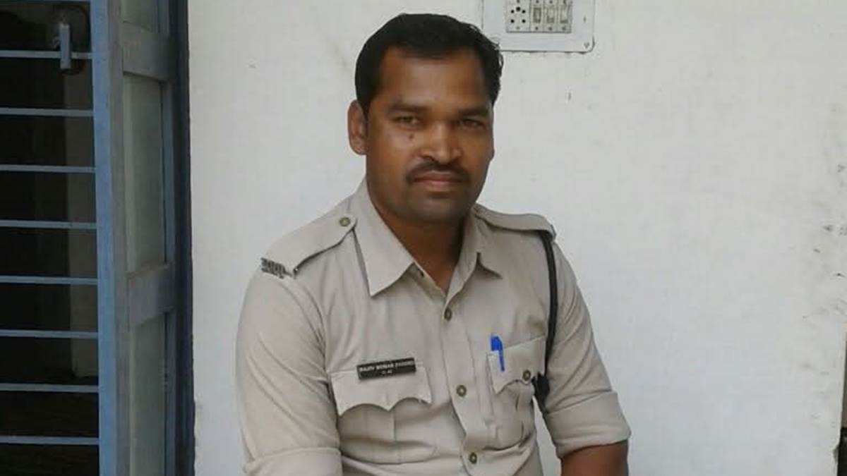 MP में यह क्‍या हो रहा है! सिवनी में हवाला लूट के बाद अब बालाघाट के मालखाने से 85 लाख के जेवर, कैश गायब
