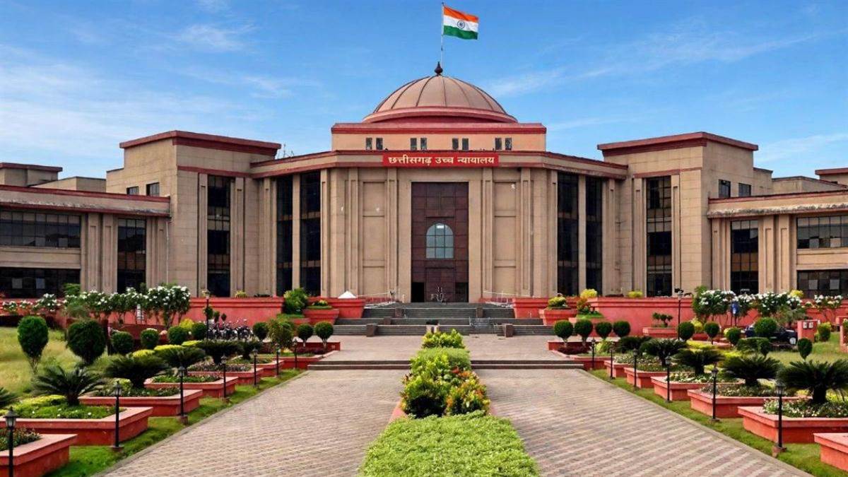 छत्तीसगढ़: पांच साल से अटकी 595 प्राध्यापकों की भर्ती पर हाई कोर्ट सख्त, उच्च शिक्षा विभाग को लगाई फटकार; चार सप्ताह में मांगा जवाब