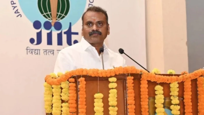 डॉ. एल. मुरुगन के इस्तीफे से मध्य प्रदेश में राज्यसभा की सीट खाली, बाहरी दिग्गज नेता को राज्यसभा भेज सकती है बीजेपी