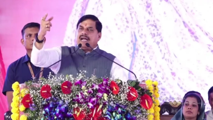 मुख्यमंत्री डॉ. मोहन यादव ने उमरिया के गुरवाही में की घोषणा, हाथियों के हमले में मौत पर भी मिलेगा 25 लाख रुपये मुआवजा