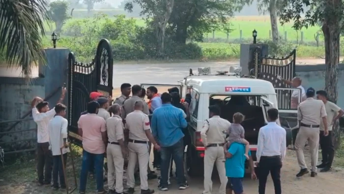 उमरिया में सीएम को काले झंडे दिखाने निकले यूथ कांग्रेस जिलाध्यक्ष को पुलिस ने हिरासत में लिया