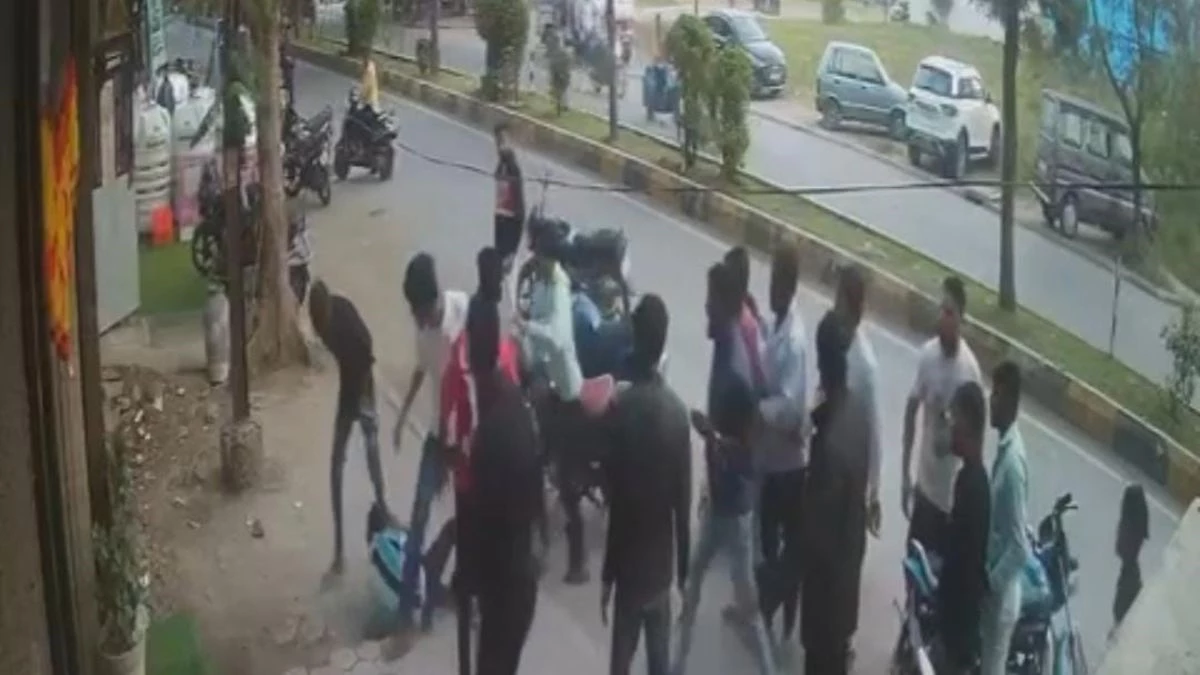 Indore में होटल संचालक और कर्मचारी का अपहरण, बदमाशों ने मारपीट कर ले गए; पुलिस ने दबिश देकर छुड़ाया