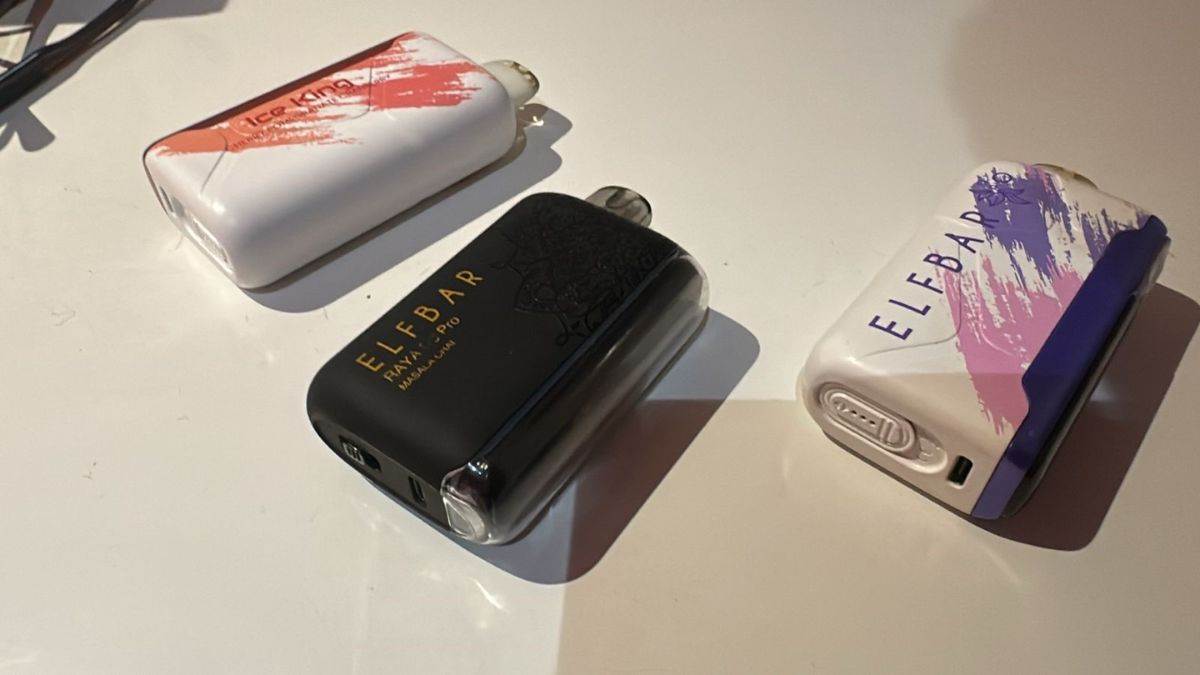 MP में केंद्र सरकार के नियमों की उड़ रही धज्जियां, बैन के बावजूद ग्वालियर में चल रहा करोंड़ों रुपये का ई-सिगरेट का धंधा