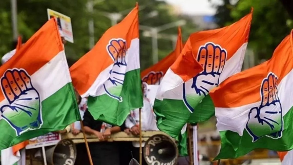 MP में फिर तेज हुई दलित-आदिवासी राजनीति, कांग्रेस साधने के लिए मुद्दों को दे रही हवा