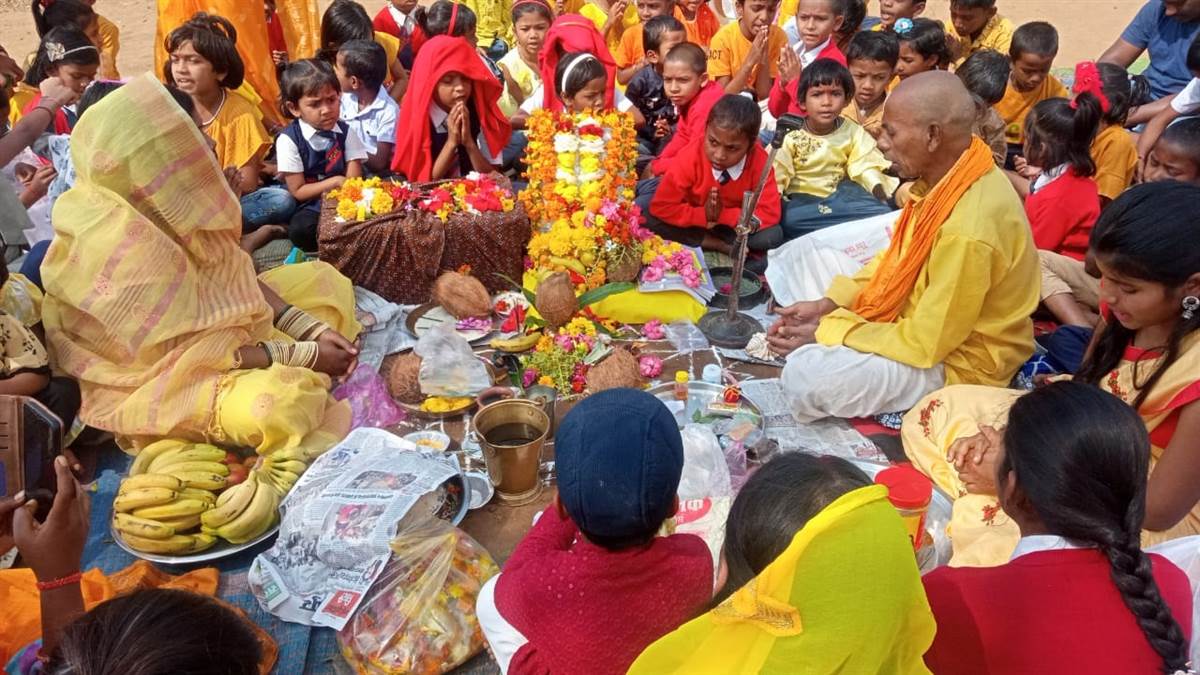 माता-पिता है धरती में साक्षात भगवान : क्षत्रवाणी