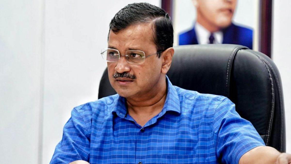 Delhi Information: मुख्यमंत्री अरविंद केजरीवाल को बड़ा झटका, शनिवार को कोर्ट में पेश होना होगा, समन पर रोक लगाने से इनकार