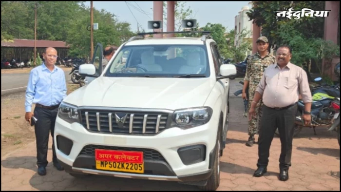मिनटों तक एसी चालू रखकर खड़ी रही कार, ताकि ‘मैडम’ को बैठते ही मिले ठंडक, पीएम-सीएम की अपील बेअसर
