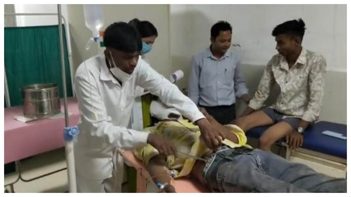 छिंदवाड़ा में टेंट सामग्री से भरी पिकअप पलटी, चालक समेत दो की मौत, चार मजदूर गंभीर