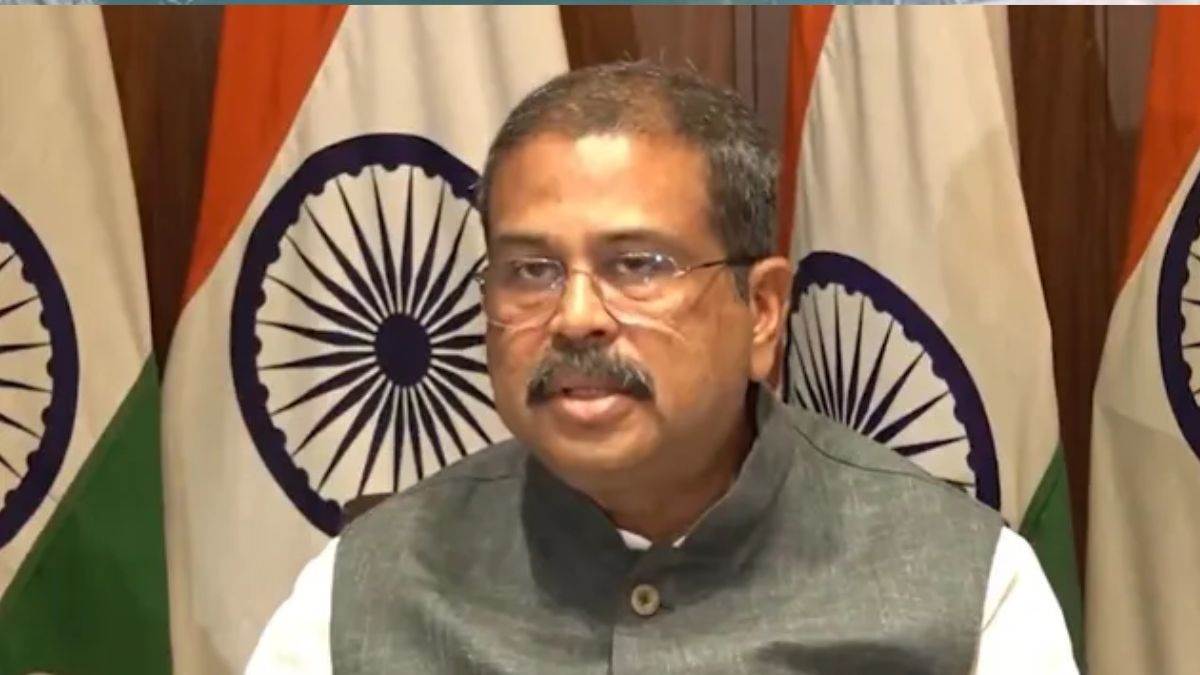 'अगले साल से कंप्यूटर बेस्ड होगा NEET एग्जाम', शिक्षा मंत्री धर्मेंद्र प्रधान बोले- अब गड़बड़ी नहीं होगी