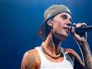 Justin Bieber: अविवाहित मां के बेटे हैं जस्टिन बीबर, 15 साल की उम्र में एक घटना ने बना दिया था स्टार