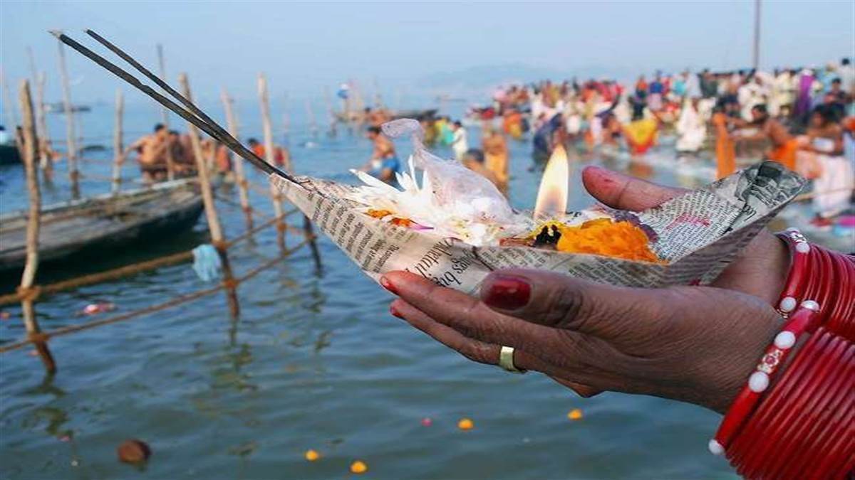 Ganga Dussehra 2024: चार शुभ संयोग में मनाया जाएगा गंगा दशहरा, ये चीजें दान करने से मिलता है पुण्य