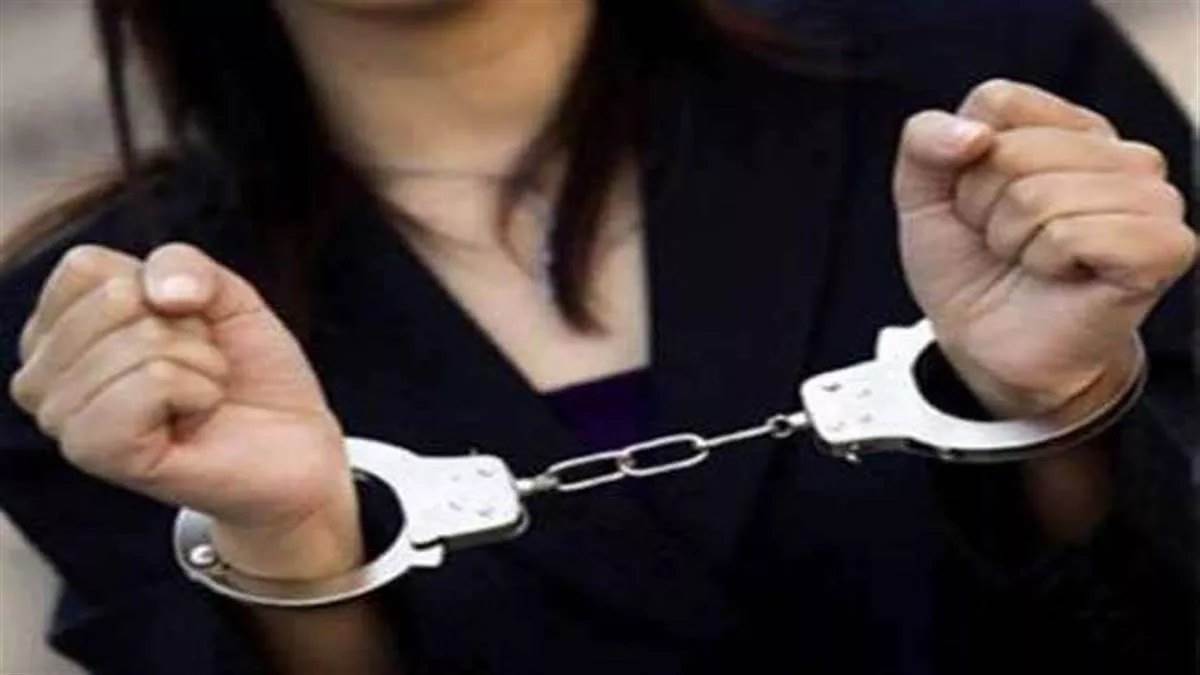 एक्सीडेंट का बहाना बनाकर लूट करने वाले अंतर्राज्यीय गिरोह का भंडाफोड़, इंदौर में मेरठ के 5 बदमाश गिरफ्तार