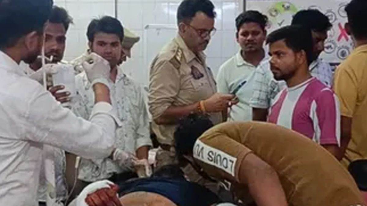 यूपी में भाजपा नेता पर कुल्हाड़ी से  ताबड़तोड़ वार कर युवक के दोनों हाथ काटने का आरोप, मां ने साड़ी से बह रहे खून को रोका