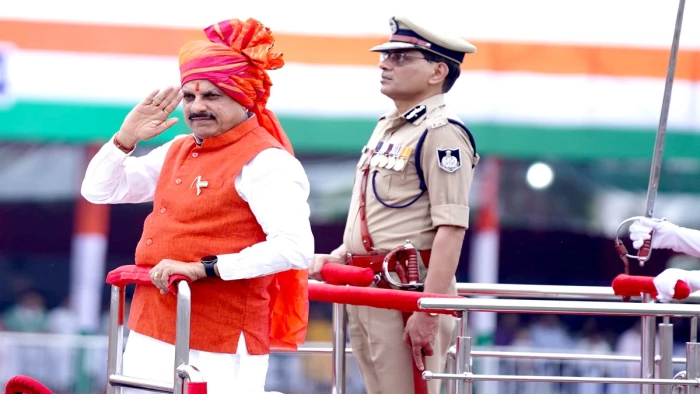 Independence Day 2024: मुख्यमंत्री डॉ. मोहन यादव ने भोपाल में किया ध्वजारोहण, 17 हजार से अधिक युवाओं को रोजगार की घोषणा, वीरता पदकों का वितरण