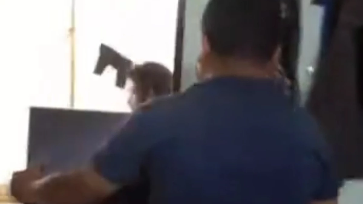 भारत-पाकिस्तान मैच के विरोध में किसान कांग्रेस नेता ने फोड़ डाली टीवी