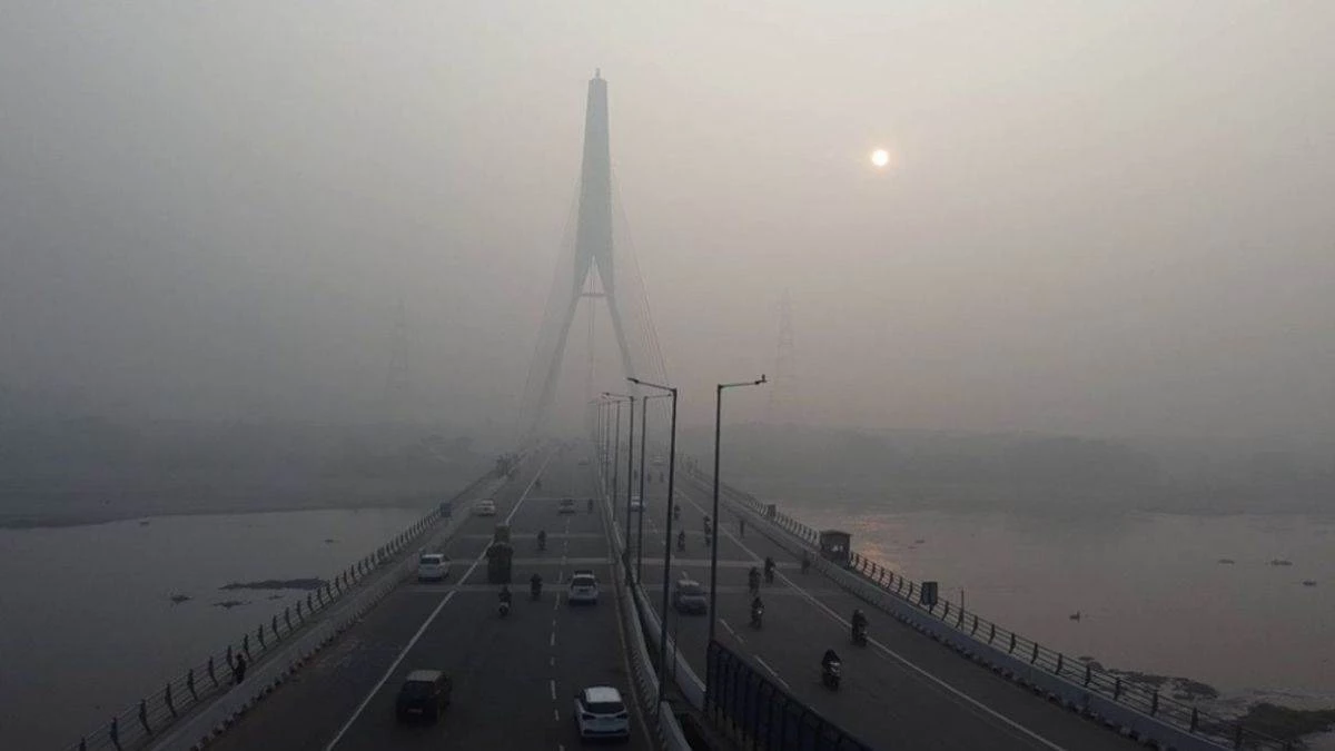 Weather Update: राजस्थान, यूपी समेत कई राज्यों में शीत लहर की चेतावनी जारी, दक्षिण भारत में बारिश का अलर्ट