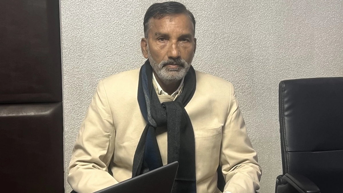 संतोष वर्मा ने राजनीति के फायदे के लिए विशेष रणनीति के तहत दिया बयान, सपाक्स के अध्यक्ष हीरालाल त्रिवेदी ने कहा