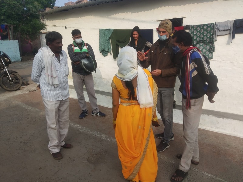 भोपाल में हो रहा था बाल विवाह, तभी आ धमकी पुलिस, बाराती बोले- दूर से आए हैं, खाना खाकर ही जाएंगे