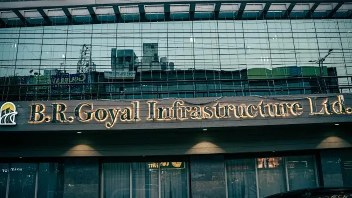 इंदौर में कंस्ट्रक्शन कंपनियों पर आयकर विभाग की कार्रवाई, 20 परिसरों में चल रही सर्चिंग