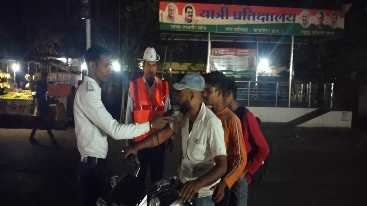Janjgir Champa News: शराब पीकर वाहन चलाने वाले तीन चालकों को दस दस हजार अर्थदंड