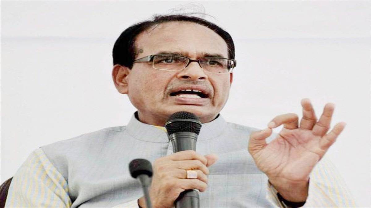 मध्‍य प्रदेश के सीएम श‍िवराज ने कनार्टक में साधा राहुल गांधी पर निशाना, बताया अपरिपक्‍व नेता