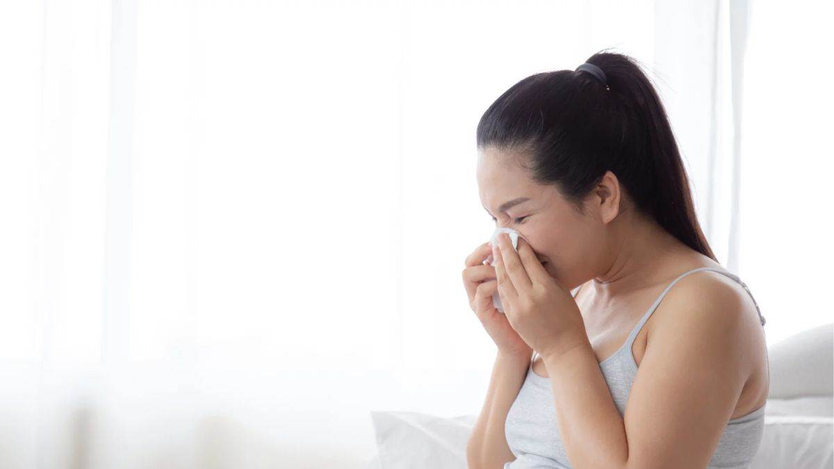 Cough During Pregnancy: गर्भावस्था के दौरान खांसी से परेशान हैं तो अपनाए ये घरेलू उपचार