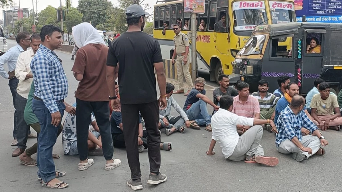 बैतूल में आइल मिल के टैंक में कर्मचारियों के शव, परिवार 50 लाख मुआवजे की मांग पर अड़ा