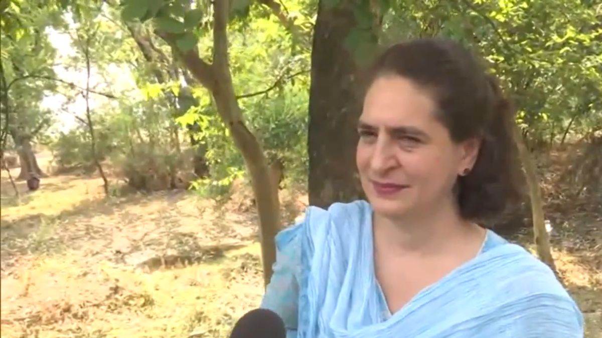 स्वाति मालीवाल मारपीट मामले में असमंजस में कांग्रेस, प्रियंका गांधी ने कहा- AAP को लेना है निर्णय