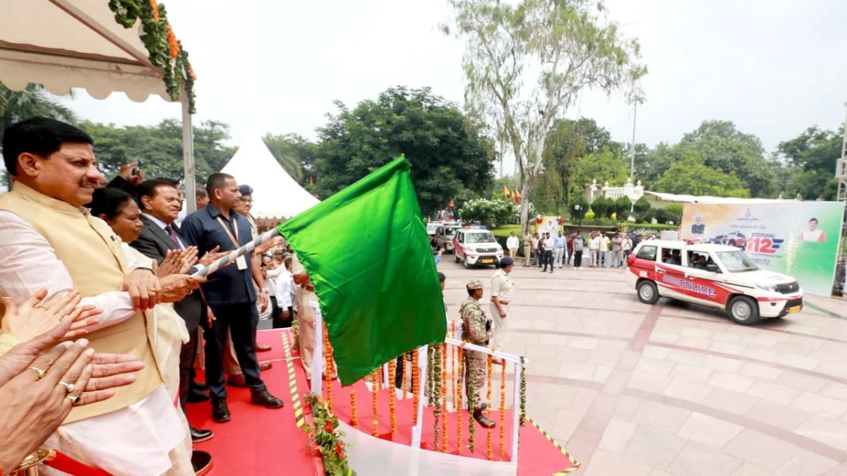 सीएम मोहन यादव ने राज्य में डायल 112 सेवा की लॉन्च, बोले- नागरिकों को मिलेगी हर आपात स्थिति में तुरंत सहायता
