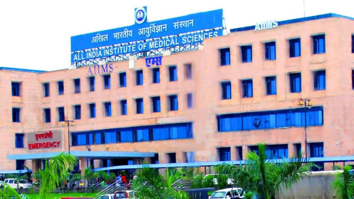 एमपी में मानवता की मिसाल...बैतूल के सुनील ने 3 लोगों को दी नई जिंदगी, डॉक्टर्स ने घोषित किया था ब्रेन डेड