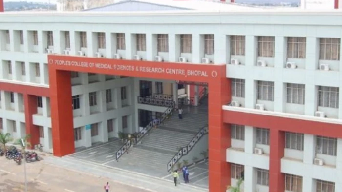 एमपी में MBBS की पढ़ाई हुई महंगी, प्राइवेट कॉलेजों की फीस में हुआ 10% का इजाफा, सरकारी कॉलेजों में कोई बदलाव नहीं