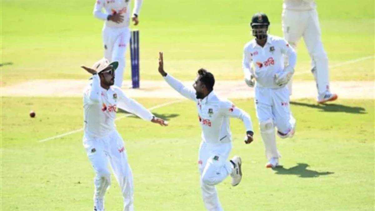 BAN vs AUS: बांग्लादेश टीम का बड़ा उलटफेर, कंगारू टीम को घर में 9 विकेट से हराकर रचा इतिहास