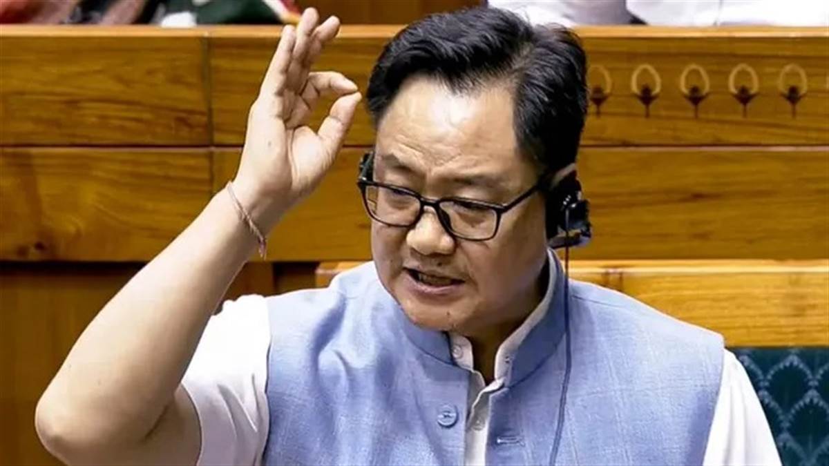 'दिमागी नक्सल' विवाद पर किरेन रिजिजू का बड़ा बयान... बताया पीएम मोदी के भाषण का असली मतलब