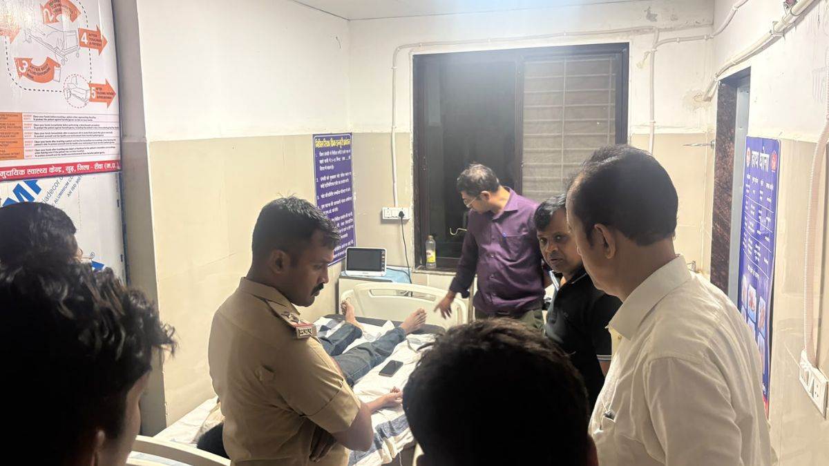 रीवा में 88 घंटे भूखा रहा युवक, आधी रात धरना स्थल पहुंचे कलेक्टर, उचित मुआवजे के आश्वासन पर टूटा गतिरोध