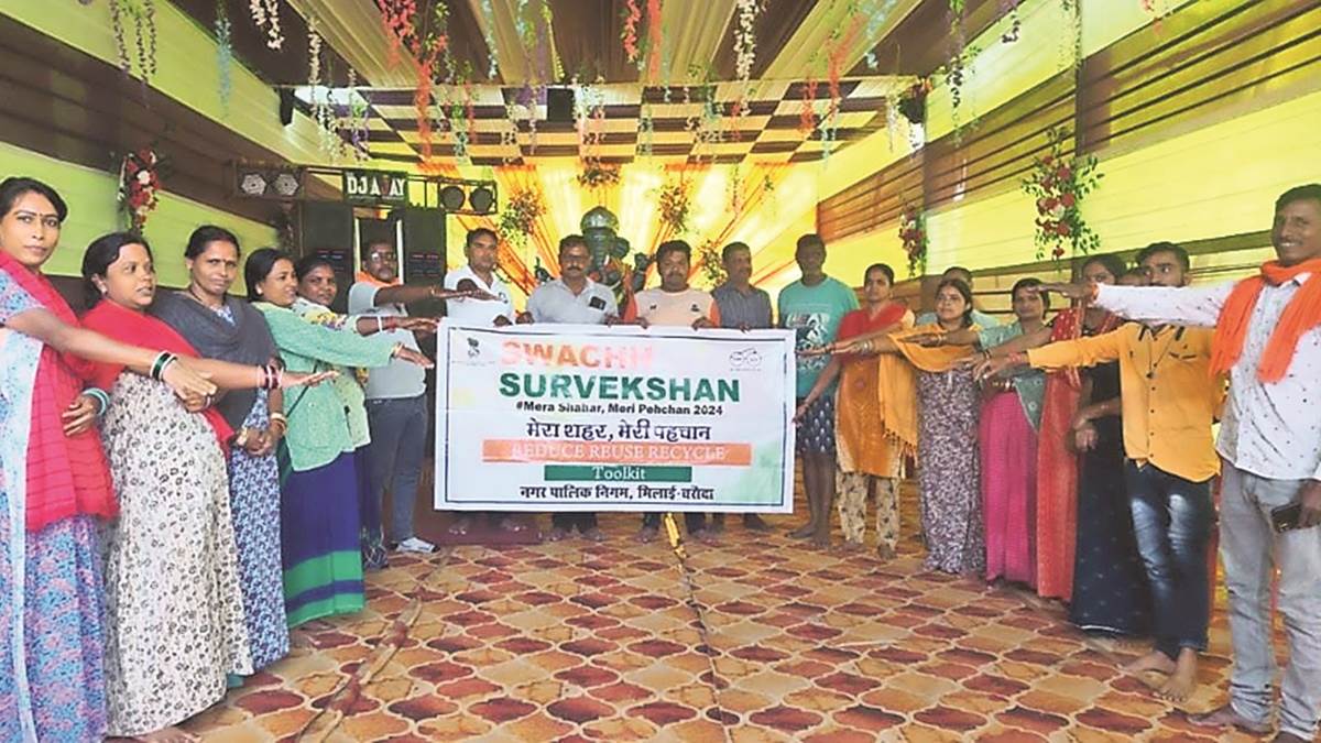 छत्‍तीसगढ़ में विघ्‍नहर्ता के सामने से ली स्‍वच्‍छता की शपथ, कहा- न गंदगी करूंगा, न दूसरों को करने दूंगा, पूरे साल करूंगा श्रमदान