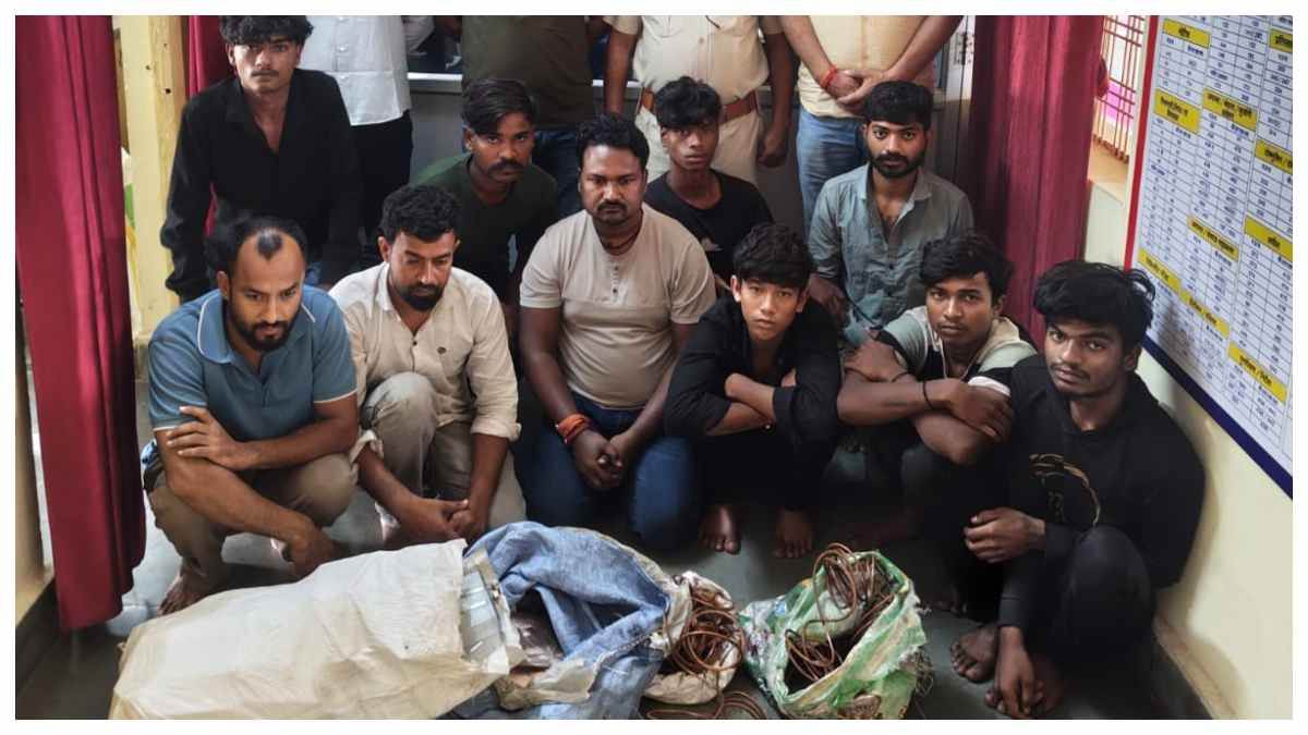 चांदनी चौक में खपता था छत्तीसगढ़ की ट्रेनों का तांबा... बिलासपुर RPF ने पकड़ा दिल्ली का शातिर गैंग