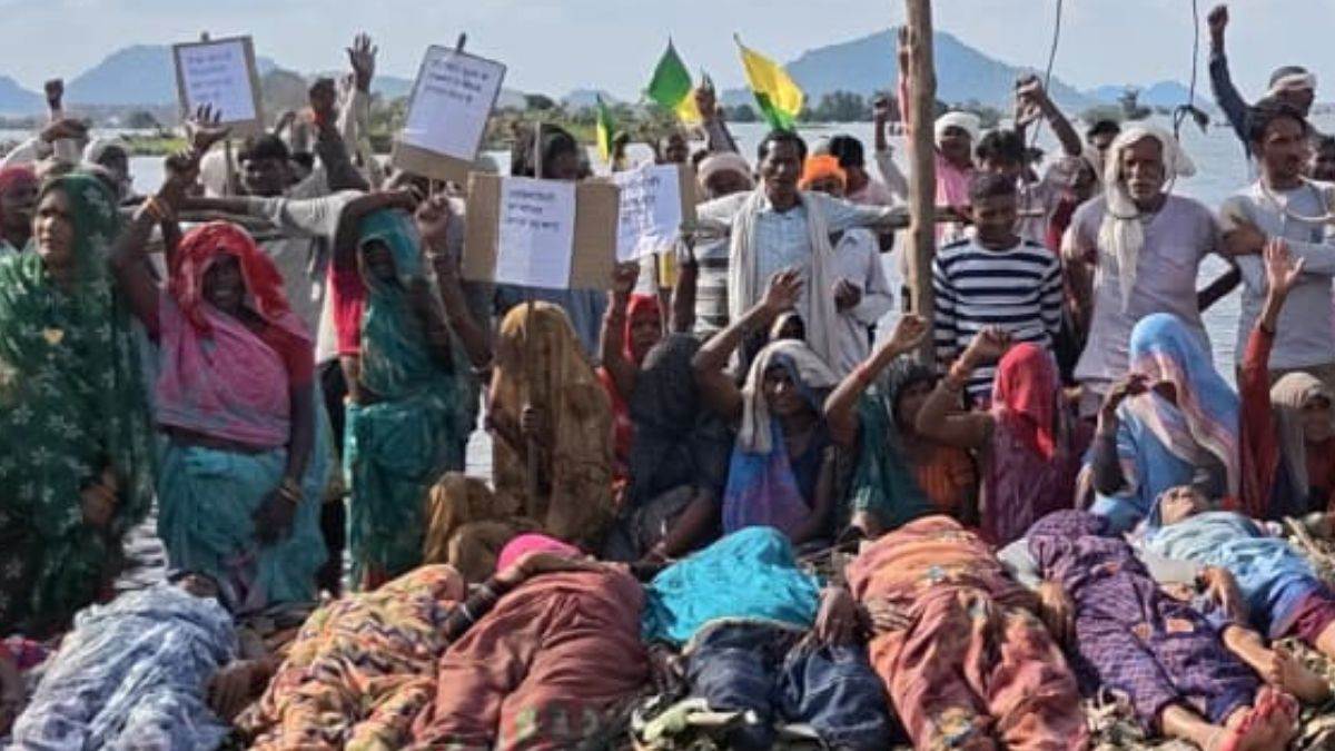 पन्ना में चिता आंदोलन के पांचवें दिन भी डटे रहे ग्रामीण, बोले-न्याय मिलने तक डटे रहेंगे