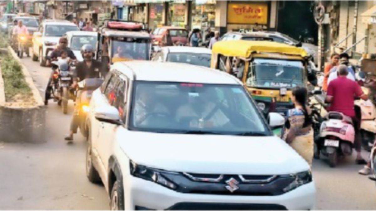 ग्वालियर में तीन दिन बाद खुला शिंदे की छावनी मार्ग, वैकल्पिक रास्तों पर बढ़ रहा था यातायात का दबाव