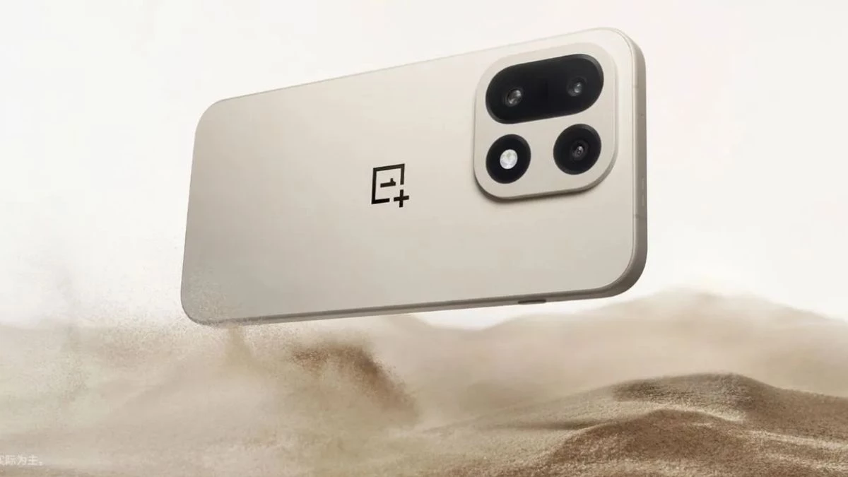 OnePlus 15 की लॉन्च डेट कन्फर्म, लेटेस्ट स्नैपड्रैगन प्रोसेसर और 7,300mAh बैटरी वाला शानदार 5G फोन