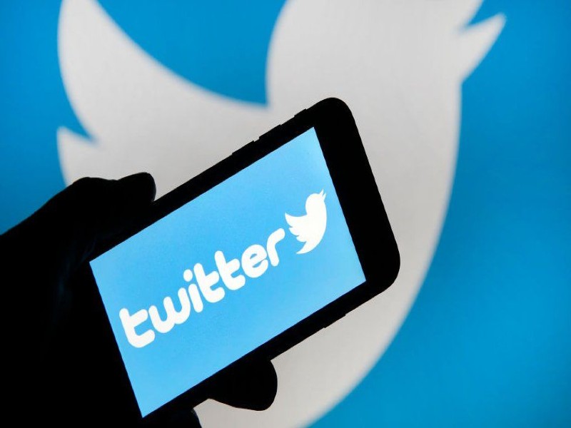 Twitter Update: अब वेब पर ऑटो टाइमलाइन रीफ्रेश नहीं करेगा Twitter, यूजर्स खुद कर सकेंगे नए ट्वीट लोड