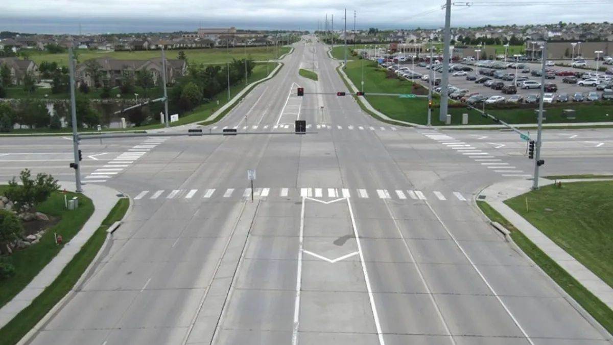 अमेरिका में AI से सड़कें हो रहीं गड्ढामुक्त, कैमरे बता रहे कहां तुरंत मरम्मत जरूरी