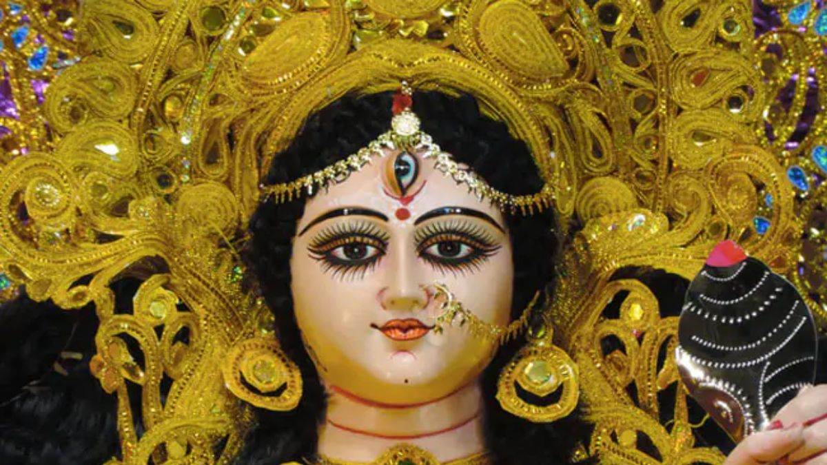 Chaitra Navratri 2023 Date: नवरात्रि के नौ दिनों देवी के अलग-अलग स्वरूपों की होगी पूजा, देखें पूरा कैलेंडर और कैसे करें घट स्थापना
