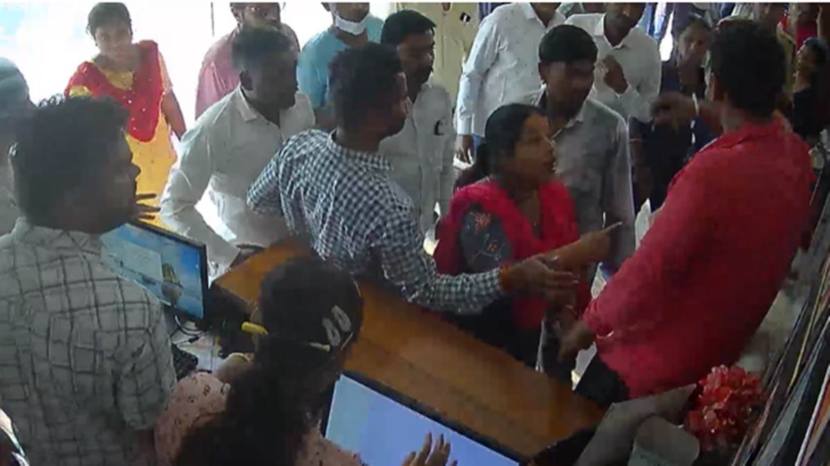 Indore News: इंदौर के आरके अस्पताल में तोड़फोड़, मरीज के स्वजन ने कर्मचारियों को पीटा