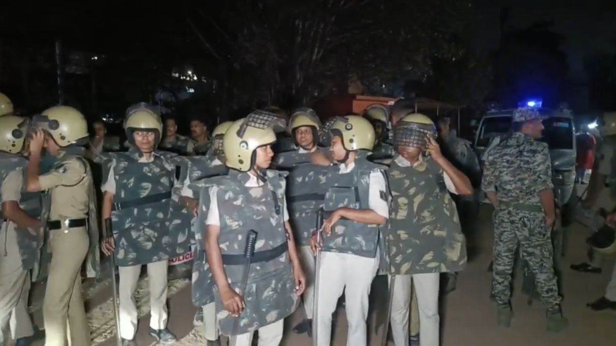 भिलाई में बच्चों के झगड़े ने लिया खतरनाक रूप, दो पक्षों में पथराव और मारपीट के बाद भारी पुलिस बल तैनात