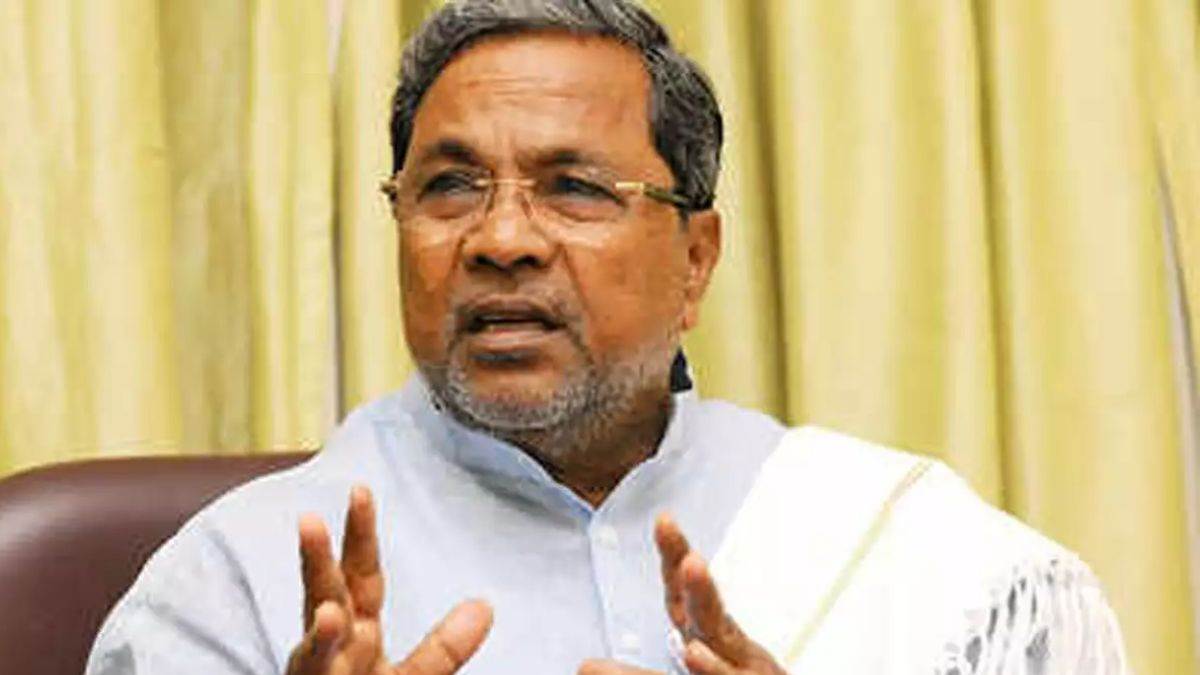 Karnataka CM News LIVE Update: आखिरी दौर का मंथन जारी, सिद्धारमैया का नाम लगभग तय, क्या होगा डीके शिवकुमार का